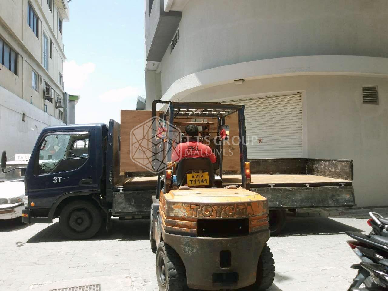 We are specialized relocation and removal in Maldives